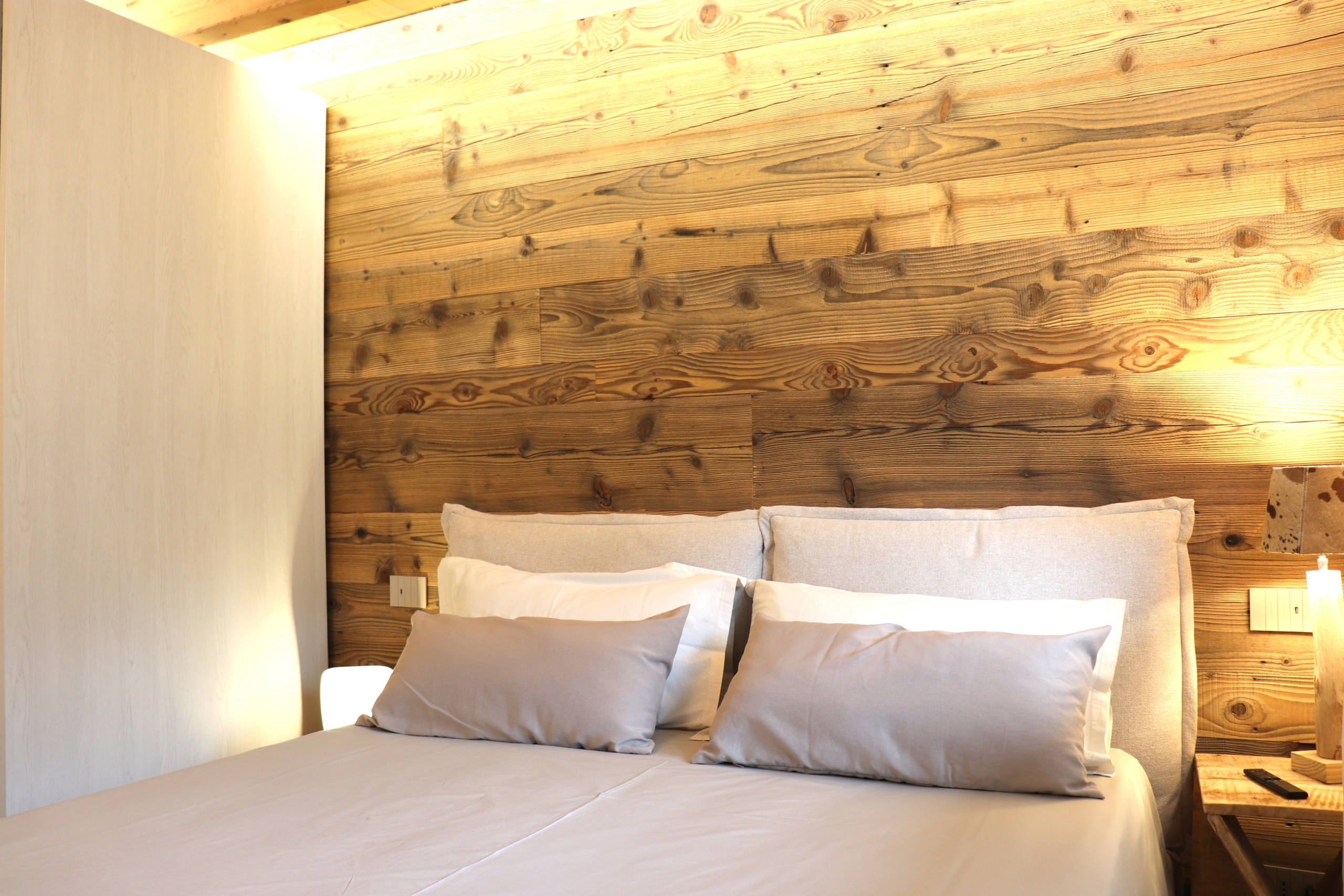 casa in affitto a ponte di legno - camera da letto matrimoniale zona armadio
